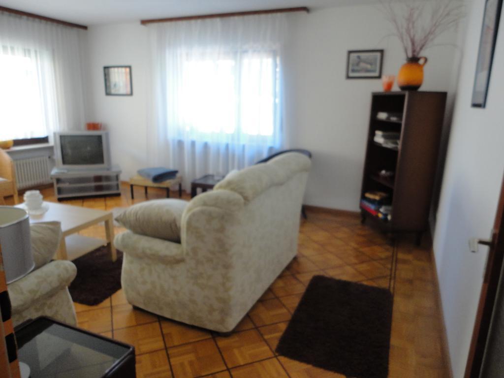 Ferienwohnung Toska Pfaffenweiler Szoba fotó